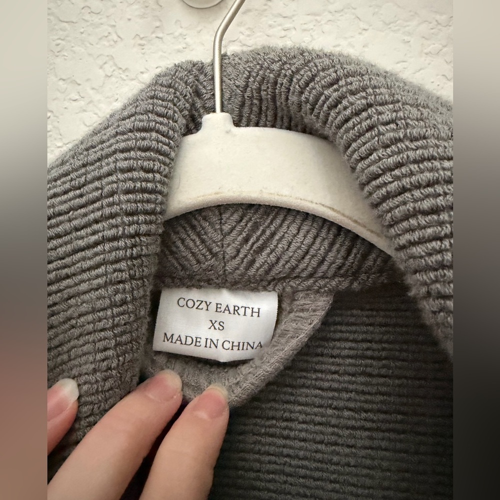 Cozy Earth Waffle Bath Robe Charcoal Gray Unisex XS Bamboo Viscose Luxury Spa - Picture 5 of 8